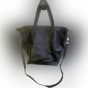 Cuyana Small Carryall tote, pebbled leather, black